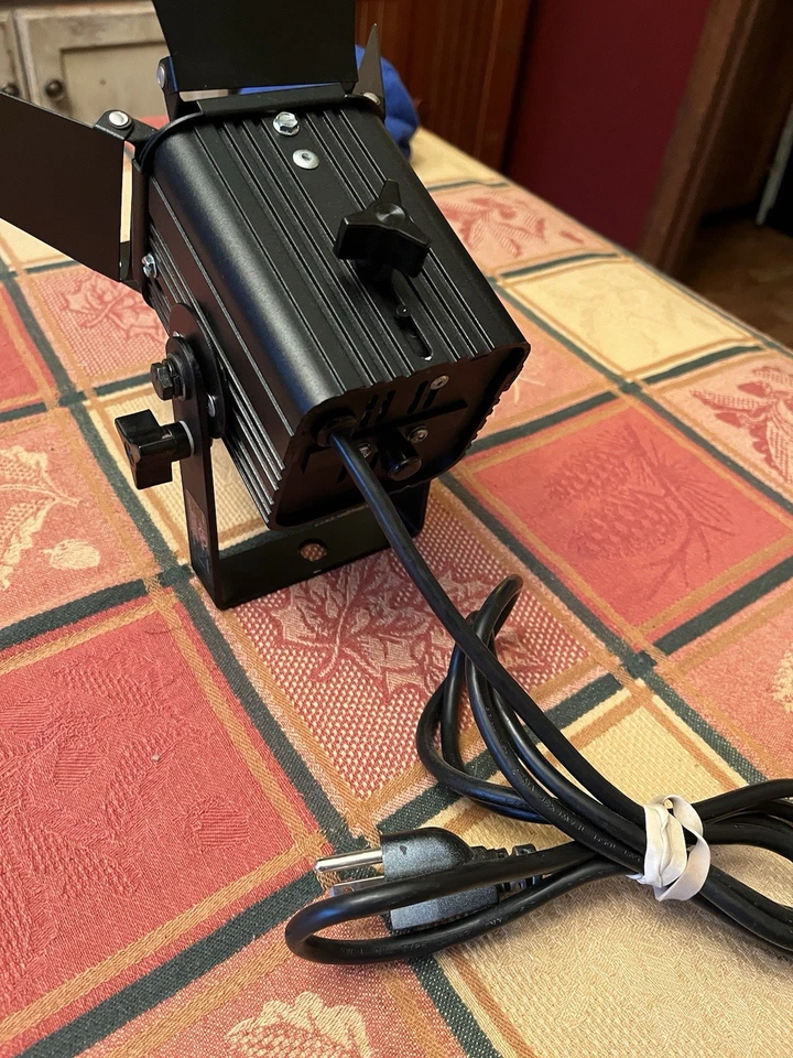 Altman Micro Flood Stage Light - Image 4 of 4