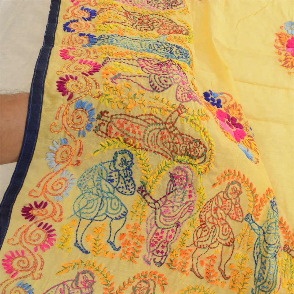 Velo de seda de algodón con estola Kantha bordado a mano amarillo Dupatta de colección sánskriti Foto 2 de 4