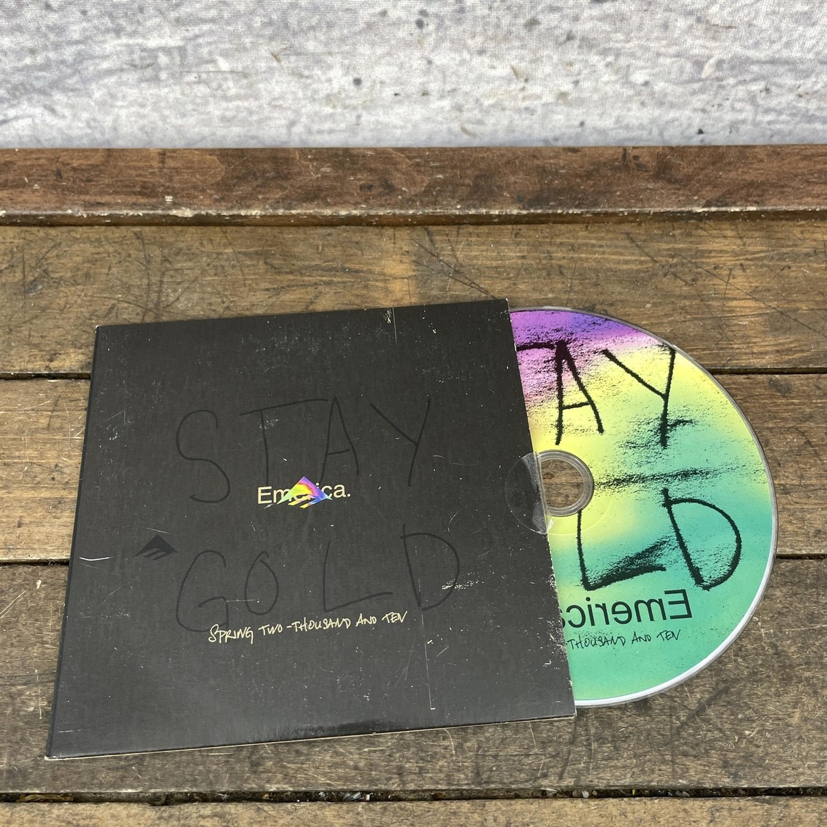 Emerica Stay Gold & Shake Junt Chicken Bone Nowison DVD