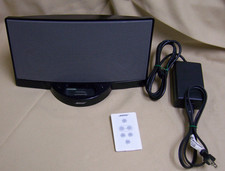 good Bose SoundDock 30-Pin ipod speaker system with Remote and Power Supply