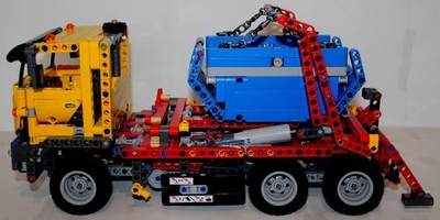 LEGO Technic 42024 Container Truck  komplett mit Aufbauanleitung