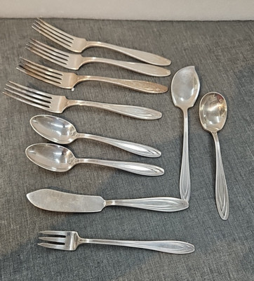 1847 Rogers Bros SILHOUETTE Silverplate Flatware Mixed Lot forks spoon knife