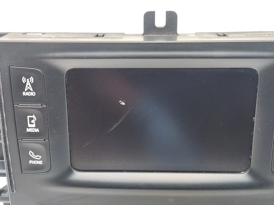 Chrysler 200 2015-2017 receptor de radio con mapa satelital pantalla 5 OEM Foto 3 de 4