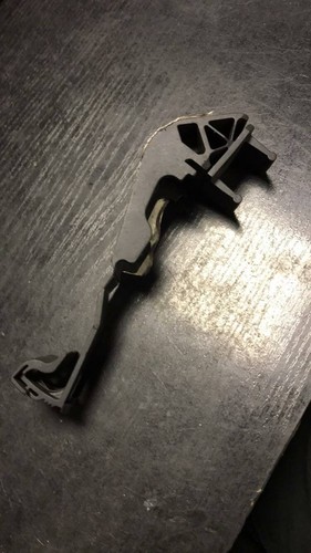 BMW E38 Kühler oben Halterung Klemme 1737709 17111737709