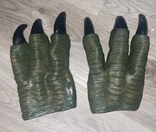 Jurassic World Park 2017 Mattel Velociraptor Blue Claws One Size Pair Of Gloves
