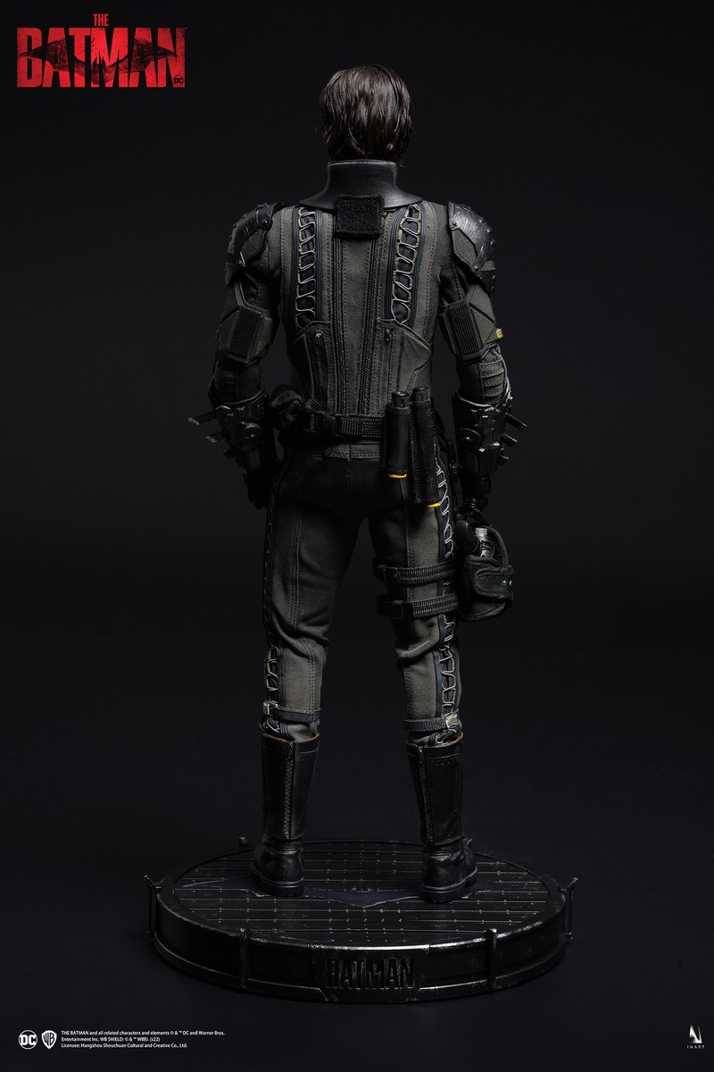 Queen Studios INART 1/6 PT002-1S Batman & Bruce Wayne Battle Queen Studios INART 1/6 PT002-1S Batman & Bruce Wayne Battle