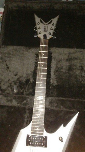 Dean DHS RZBACK Deluxe Hard Shell Case for Razorback Model