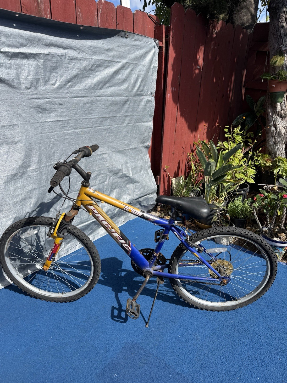 Huffy 22 In Wheels  Pacific 18 Speed