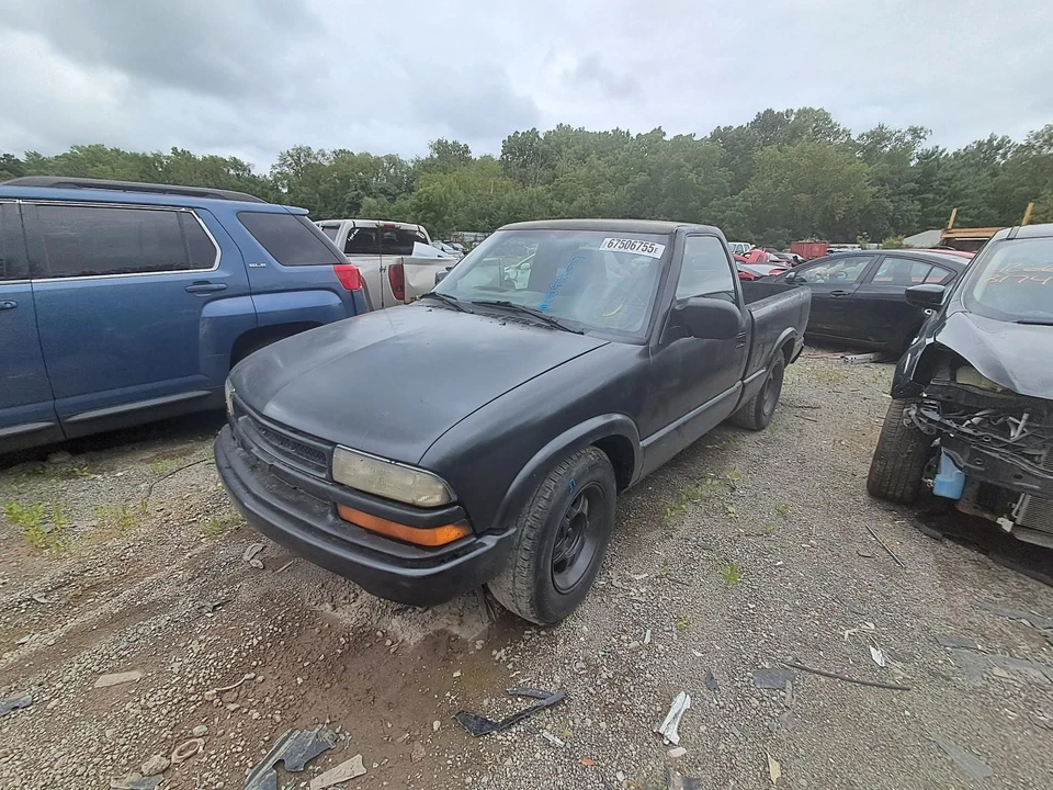 Used Air Cleaner Assembly fits: 2003 Chevrolet S10/s15/sonoma Grade A - Image 2 of 4