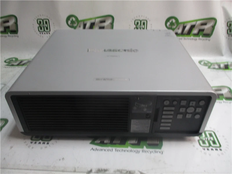 Panasonic PT-DW640 Projector 3424 Hours Bright Clear Display - Image 3 of 4