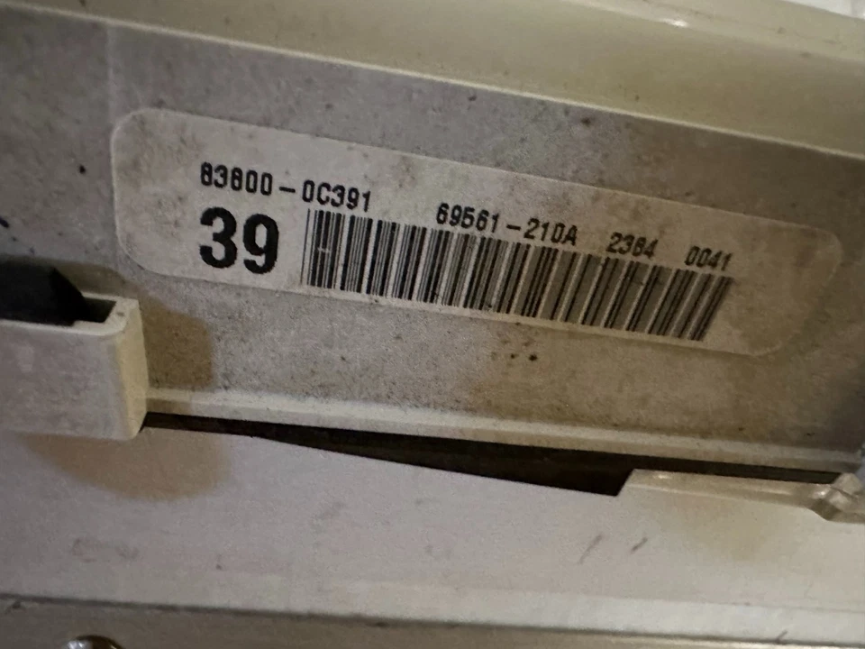 Speedometer Instrument Cluster 2005 & 06 Toyota Tundra 8 Cylinder 136,666 Miles - Image 3 of 4