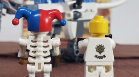 Lego Ninjago #2260 Ice Dragon Attack 2011 Complete with Minifigs & Manual Nice!