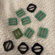 Funky Lot of 12 Vintage Art Deco Bakelite Belt Buckles/Scarf Clips Navy  Green