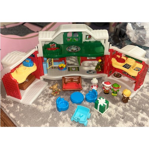 Fisher-Price Little People Santa's North Pole Cottage - Picture 1 of 10