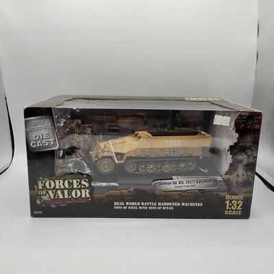 Forces of Valor German Sd. Kfz. 251/1 Hanomag (Eastern Front, 1944)
