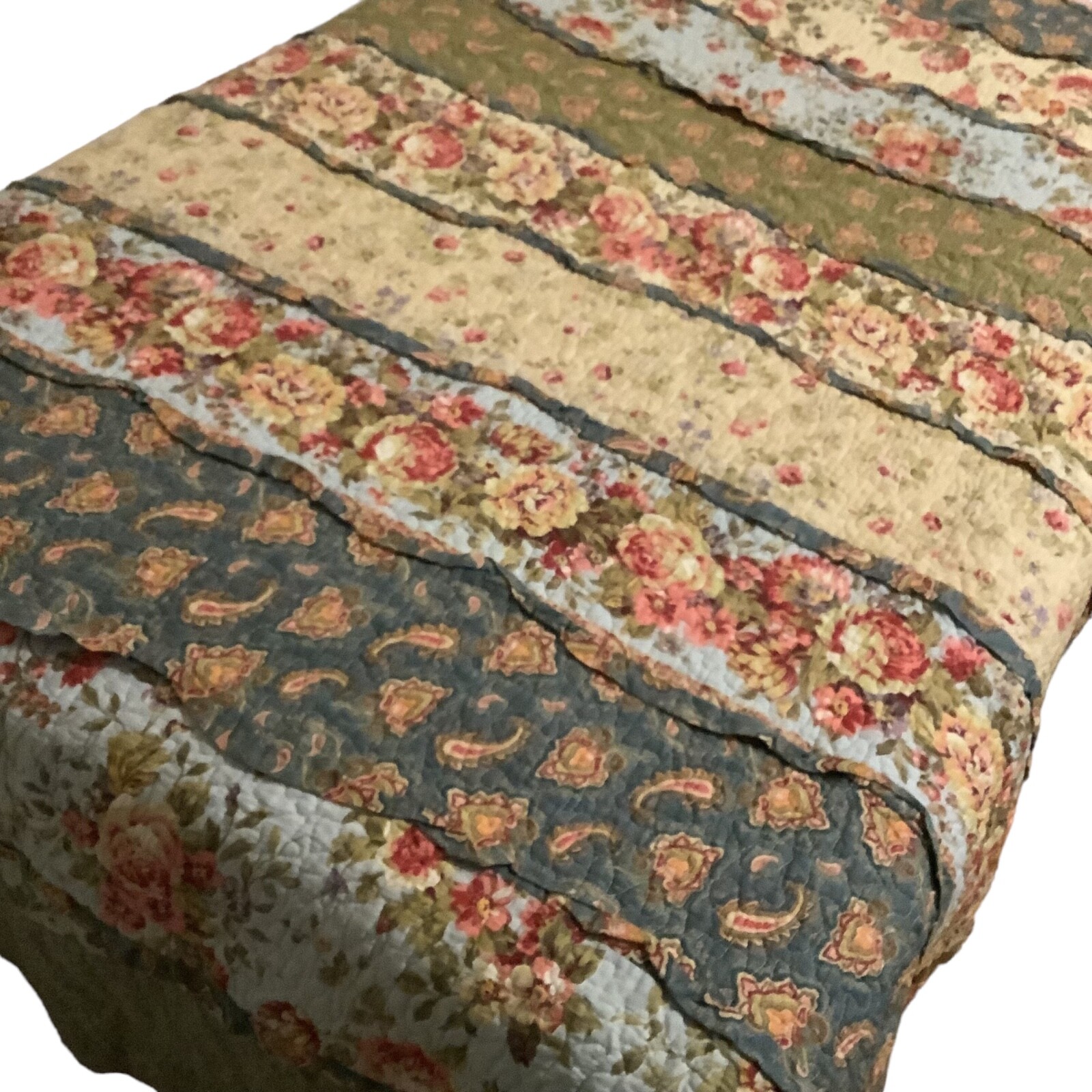 Classics By Eileen West French Country Patchwork Quilt Reversible Twin