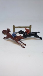 Vintage-Johillco-Toy-Lead-Race-Horse-Derby-Jumping-Pre-War-jockey