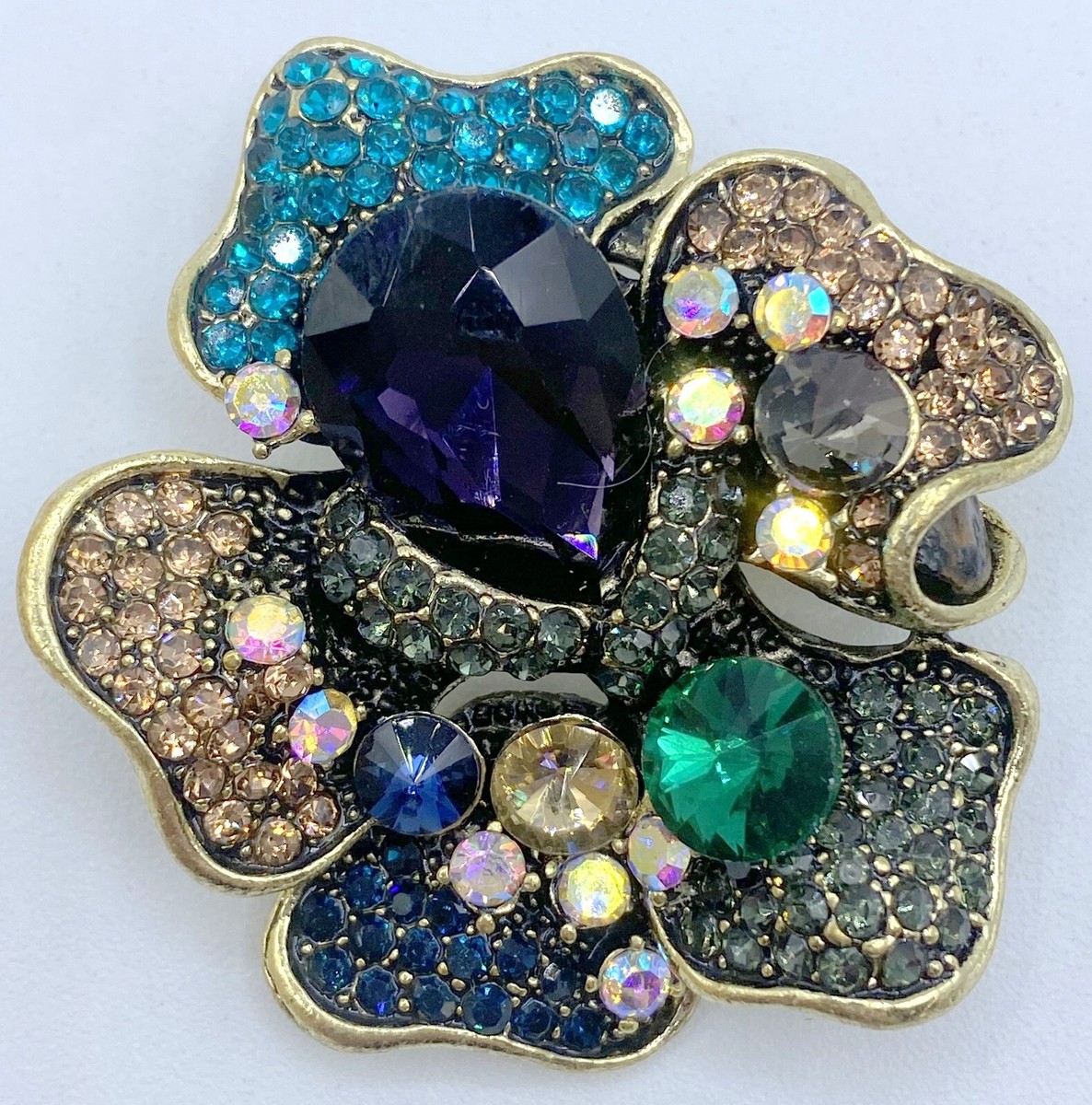 X3-609 BROOCH GOLD TONE PIN 1.9