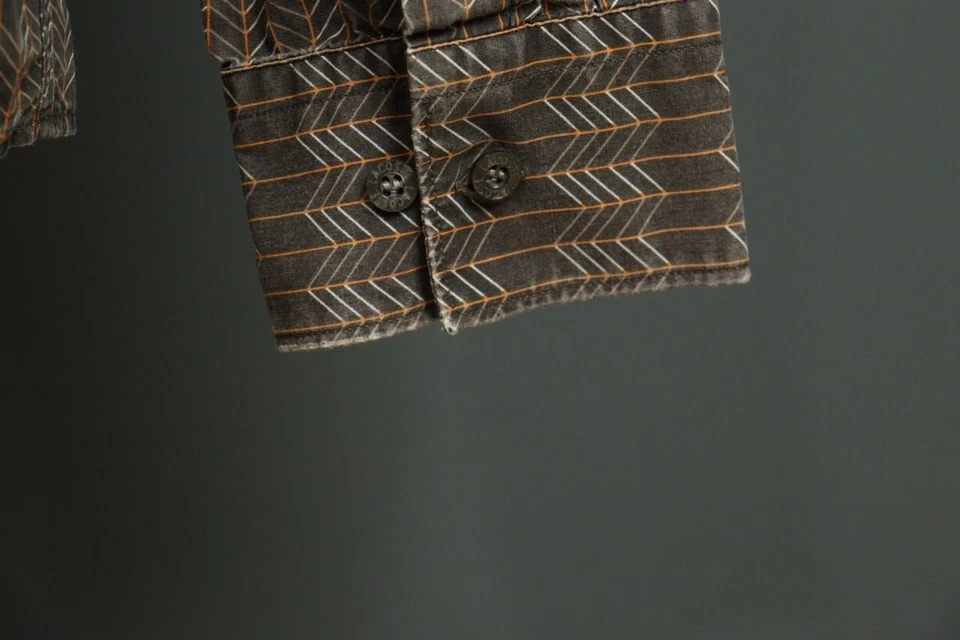 Camisa Lacoste Marrón Manga Larga Bolsillo en el Pecho Abotonada Talla 44 Foto 3 de 4