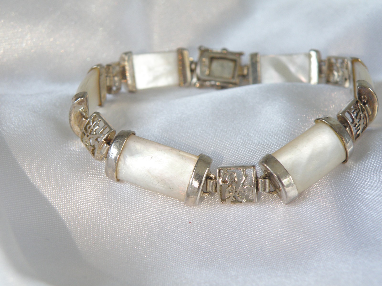 Vintage Sterling Silver 925 Mother of Pearl Chinese Panel Bracelet 8