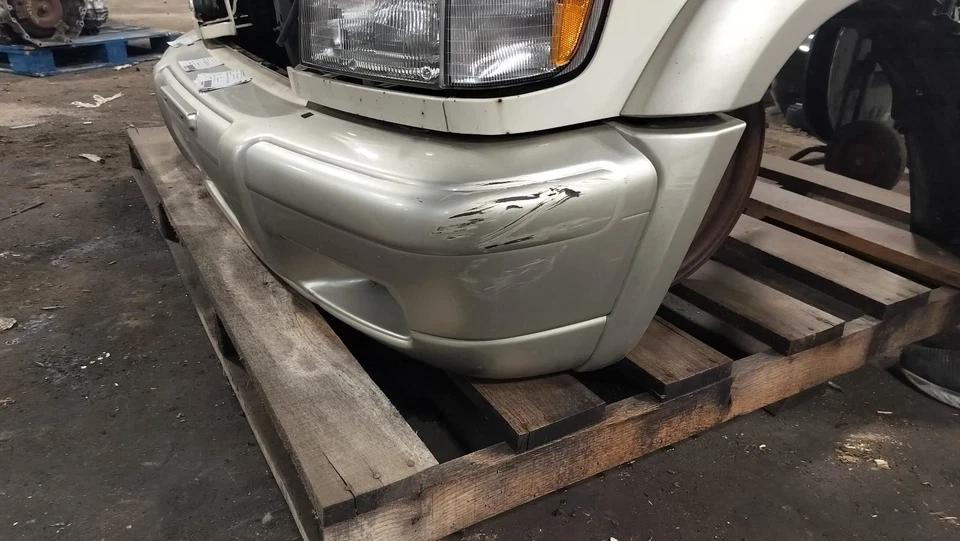 Front Bumper Fender Flare With Fog Lamps Fits 98-02 ISUZU TROOPER 2060346 Foto 2 de 4