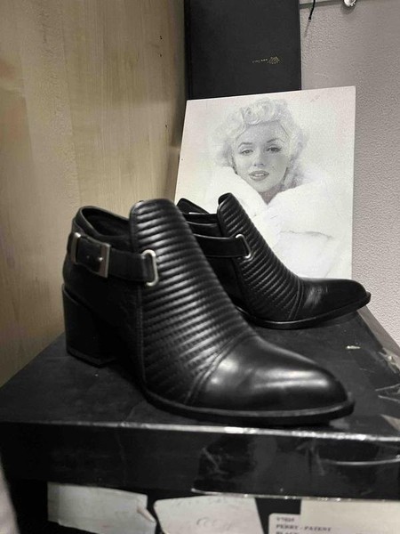 Women Rachel Zoe Boots Black 37