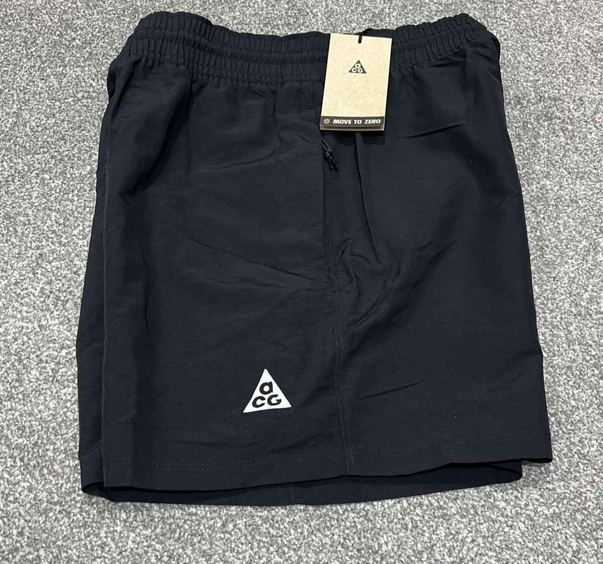 Nike ACG Women’s Oversized Shorts - DH8350 010 - Black - XS