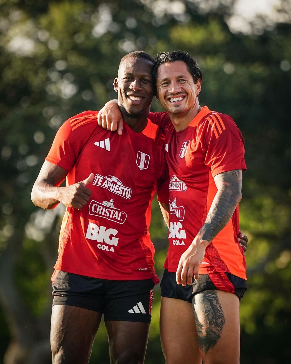 Set : SHIRT + Short Peru FPF Training - Soccer Official - ADIDAS