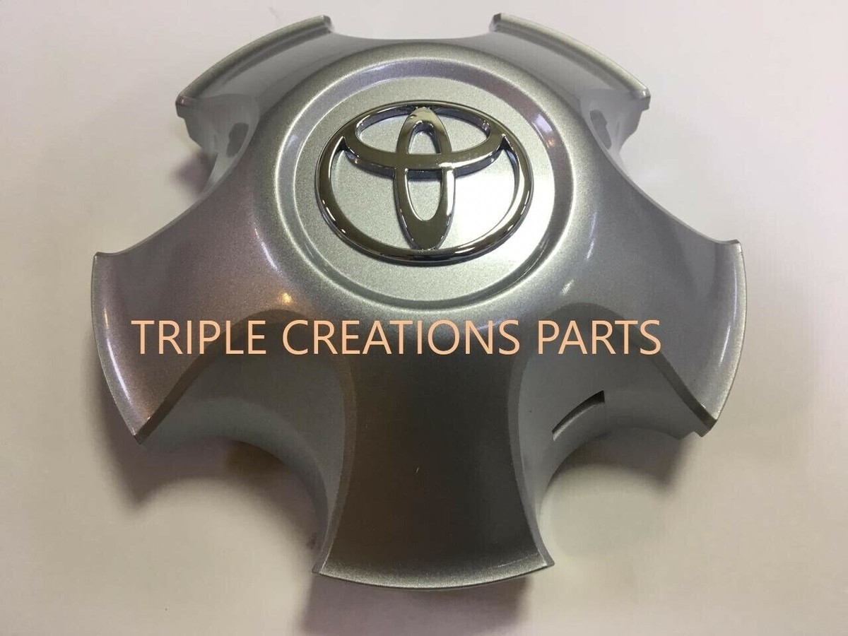 4260360570 Genuine Toyota Ornament Sub-Assy Wheel Hub 42603-60570