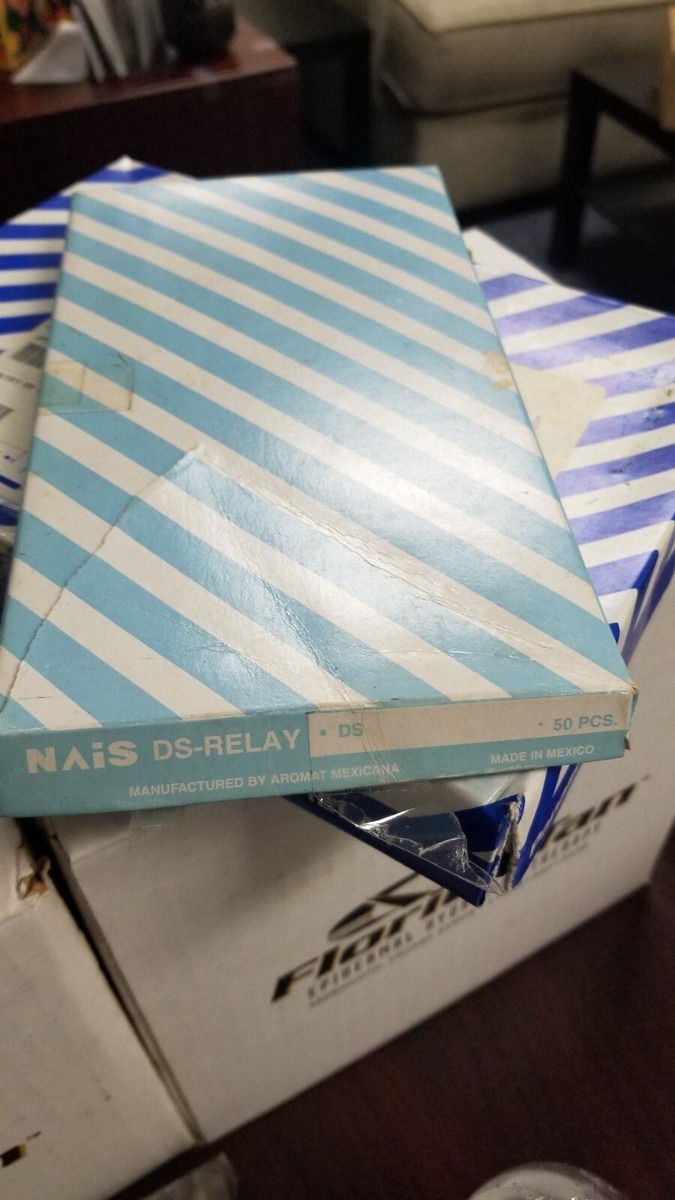 NAIS Pansonic Aromat DS4E-M-DC12V Relay - Open Box - 1 Piece