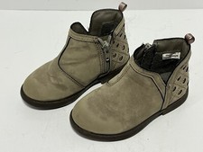 Girls Oshkosh B'Gosh Raine-G Glitter Heart Ankle Boots Taupe Size 7
