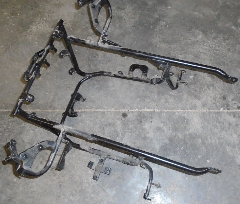 Kawasaki Voyager ZG1200 ZG 1200 B XII 2002 carenado delantero sub bastidor soporte de montaje Foto 3 de 3