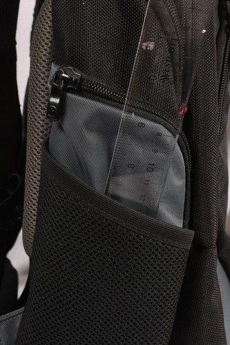SAC À DOS POUR ORDINATEUR PORTABLE SWISS GEAR - REMBOURRÉ AVEC SANGLES, SUPER ÉTAT, 19"X16"X7" - Photo 5/14