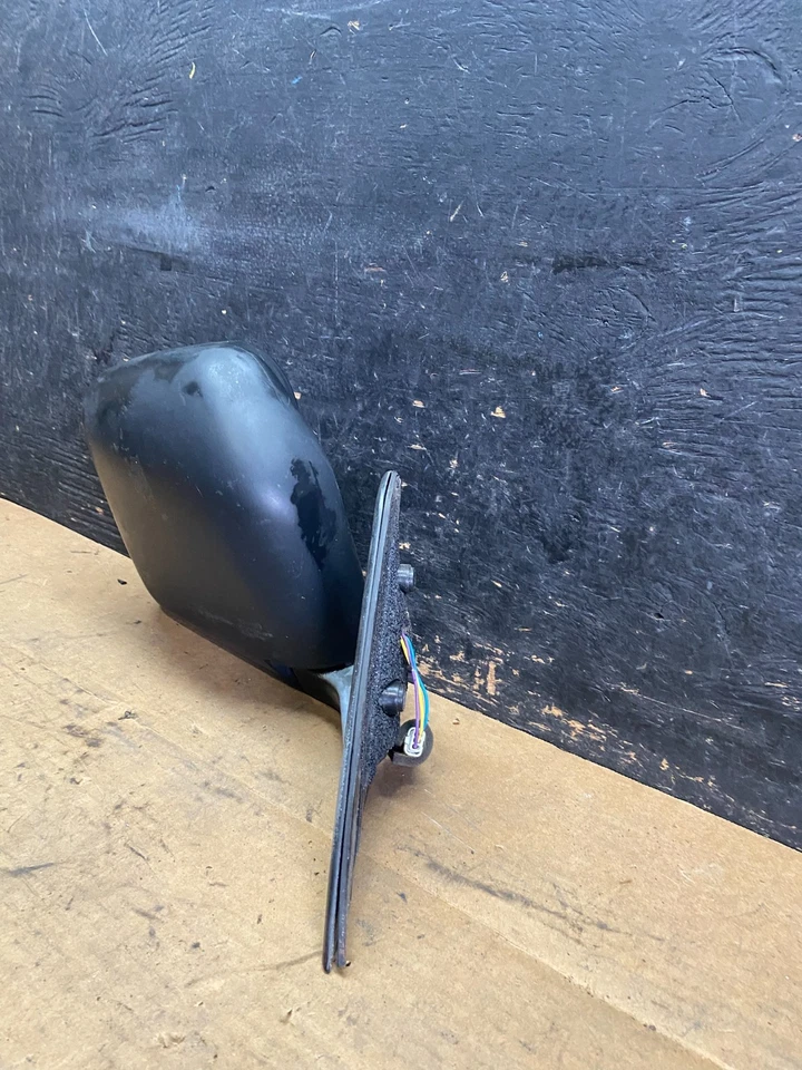 1997 to 2002  Mitsubishi Montero Passenger Right Side View Door Mirror R0086 DG - Image 3 of 4