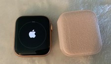 Apple Watch Series 5 40mm Gold Aluminum Pink Sand Sport Band GPS – MWV72LL/A