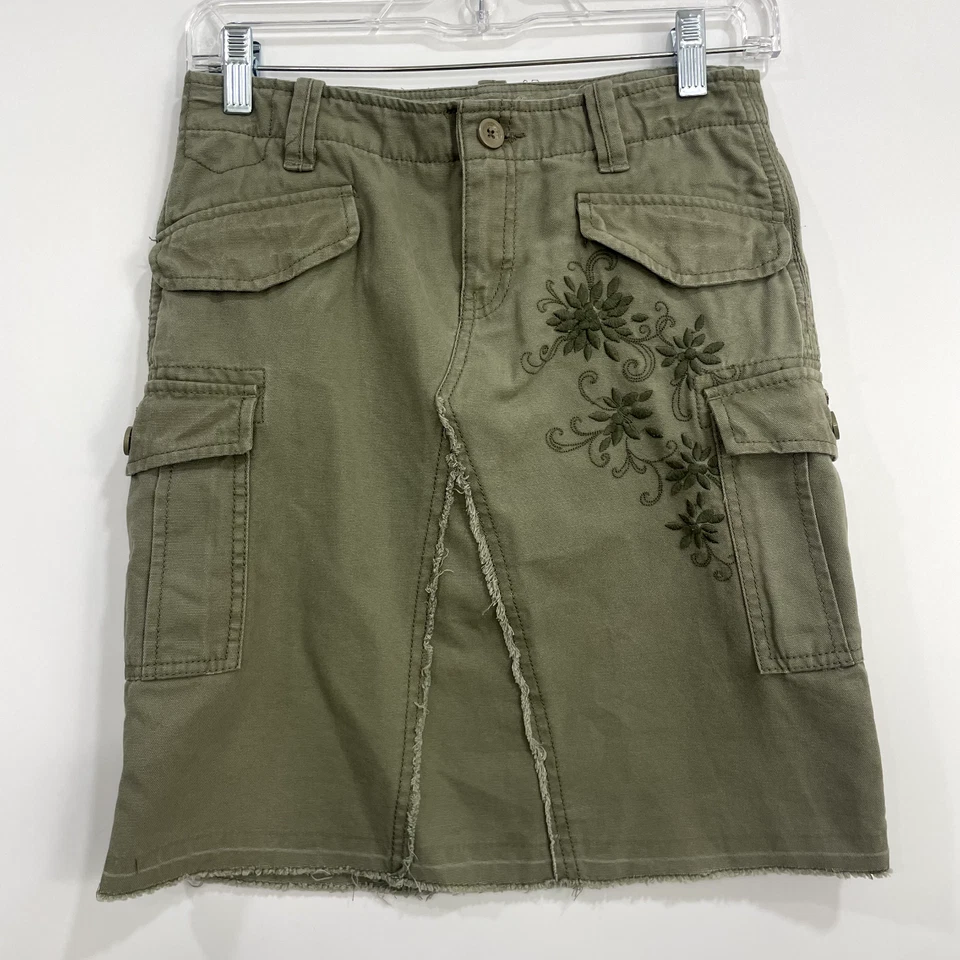 Falda Gap Niños Niñas 12 Verde Oliva Bordada Carga Militar Dobladillo Envejecido Foto 2 de 4