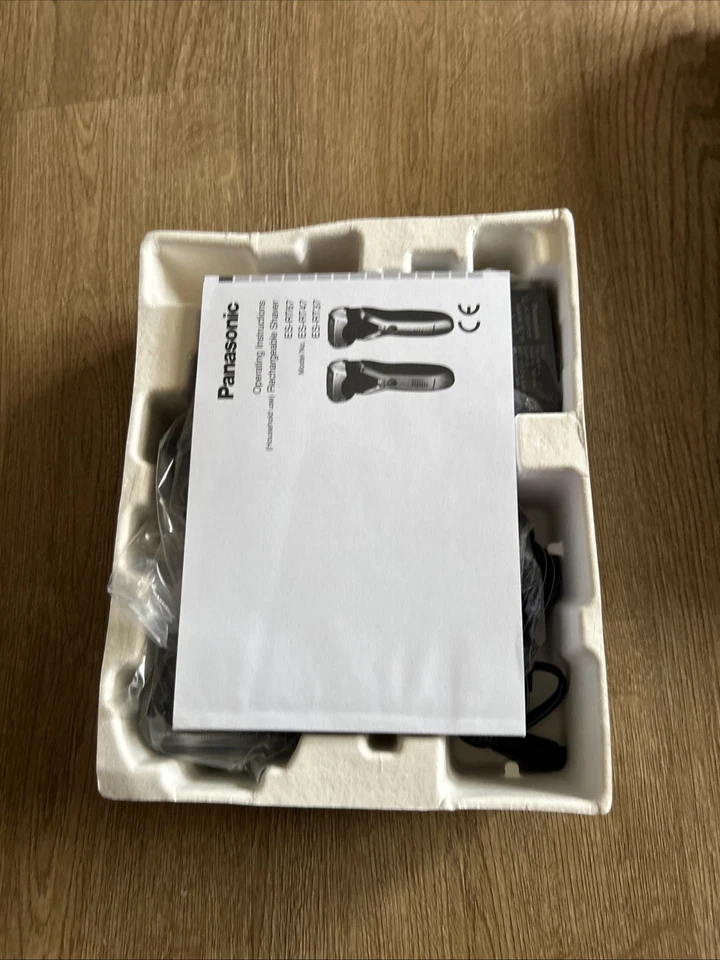 1257043 Panasonic ES RT37 K503 Personal Care Black Shaver - Image 3 of 4