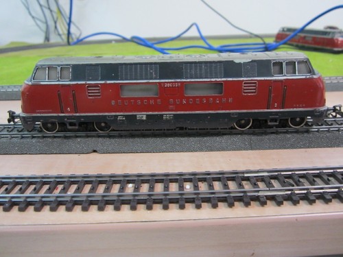 Marklin 3021 HO DB V200 Diesel Locomotive 3 Rail Analogue C5, (OC) - Foto 8 di 13