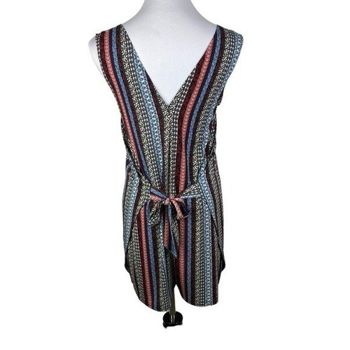 BCBGeneration Boho V-Neck V-Back Tie Back Sleeveless Romper Women's Medium - Picture 2 of 11