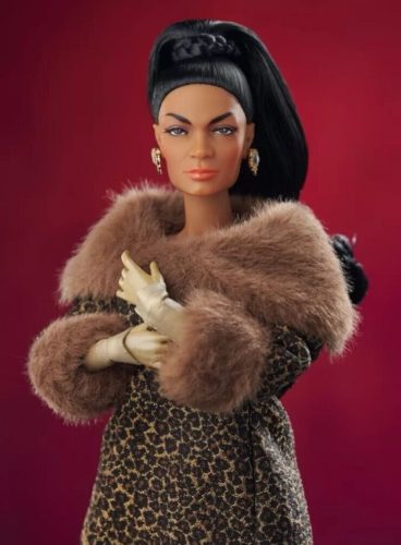Integrity Toys - ERTHA KITT Doll with Cheetah - Celebrity - #14115 - 2024- NRFB - Picture 3 of 11