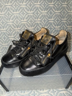 Giuseppe Zanotti Black Leather Low Top Sneakers Gold Zipper Lace Up Casual Men