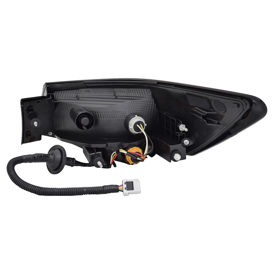 Lámpara de cuarto exterior de luz trasera para lado izquierdo del conductor Nissan Sentra Foto 2 de 4