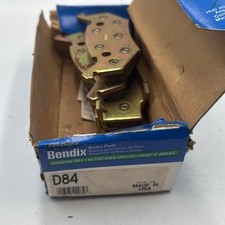 BENDIX D84 Disc Brake Pads Set NEW