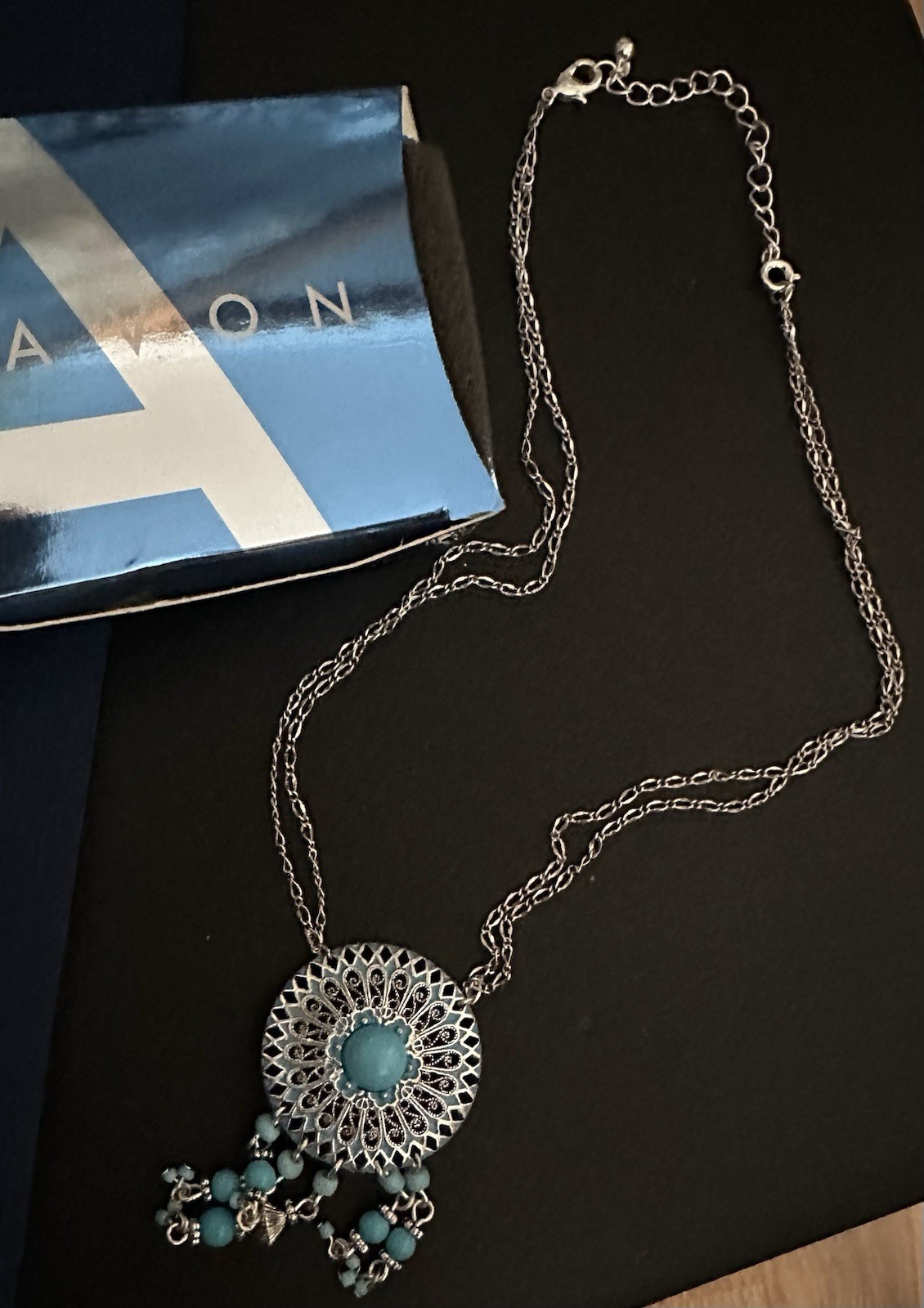 Avon Turquoise Color Medallion Dangle Necklace Silver Tone