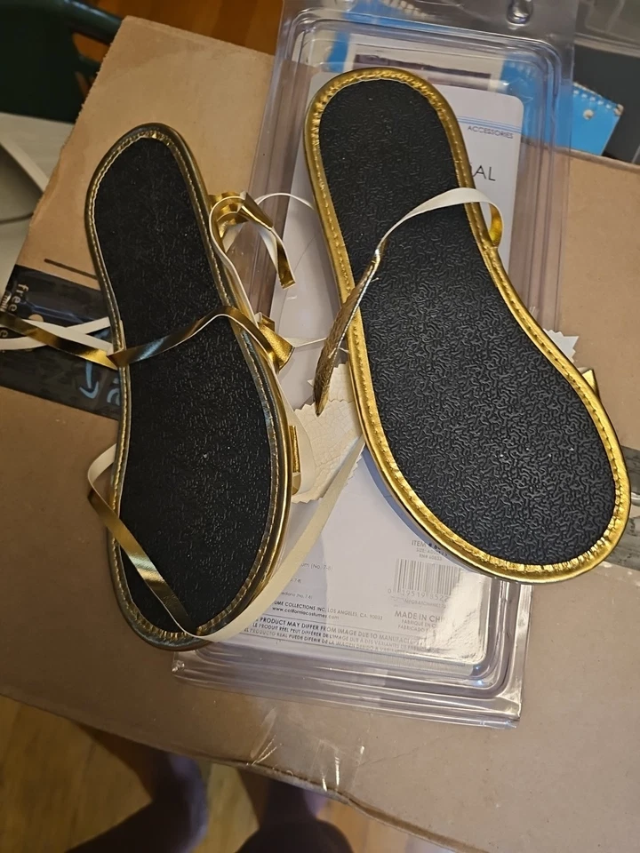 Sandalia Diosa Disfraces California Dorada Adulto Pequeña 5-6 Foto 3 de 3