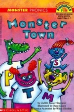 Monster Town (Hello Reader! (DO NOT USE, please choose level and bi - GOOD