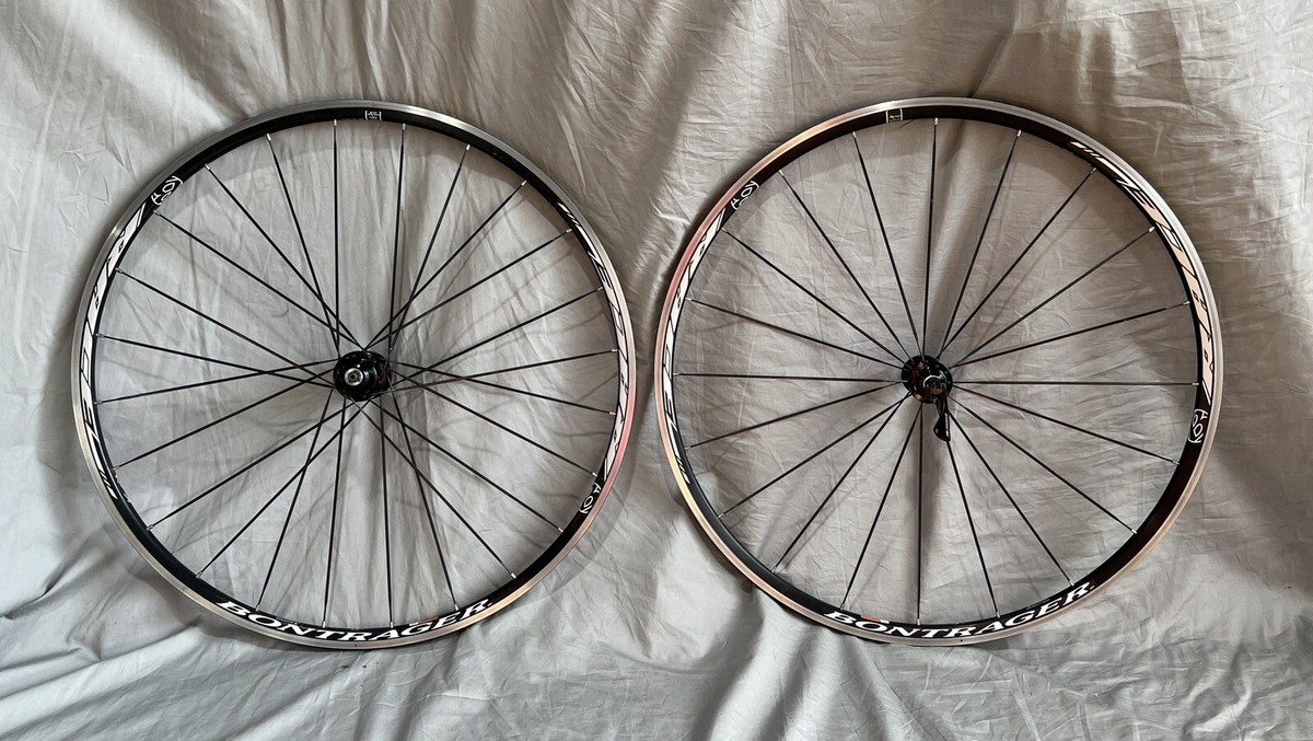 Bontrager Race Wheelset 700c Clincher 130 / 100mm QR Rim 8 / 9