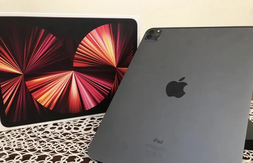 Apple iPad Pro 11-inch (3rd generation) · 256GB · Wi-Fi, foto 3 di 3