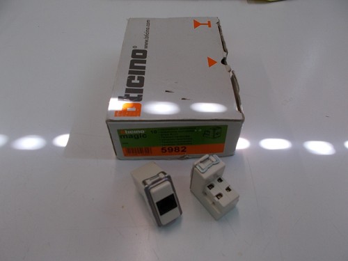 BTICINO MAGIC ART.5982 PRESA TEL. RETE DATI RJ11 4 CONTATTI - Zdjęcie 8 z 11