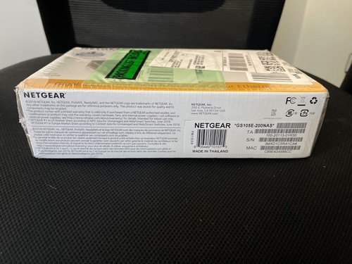 NetGear ProSafe Plus (GS105E-100NAS) 5-Ports External Ethernet Switch - Picture 3 of 6